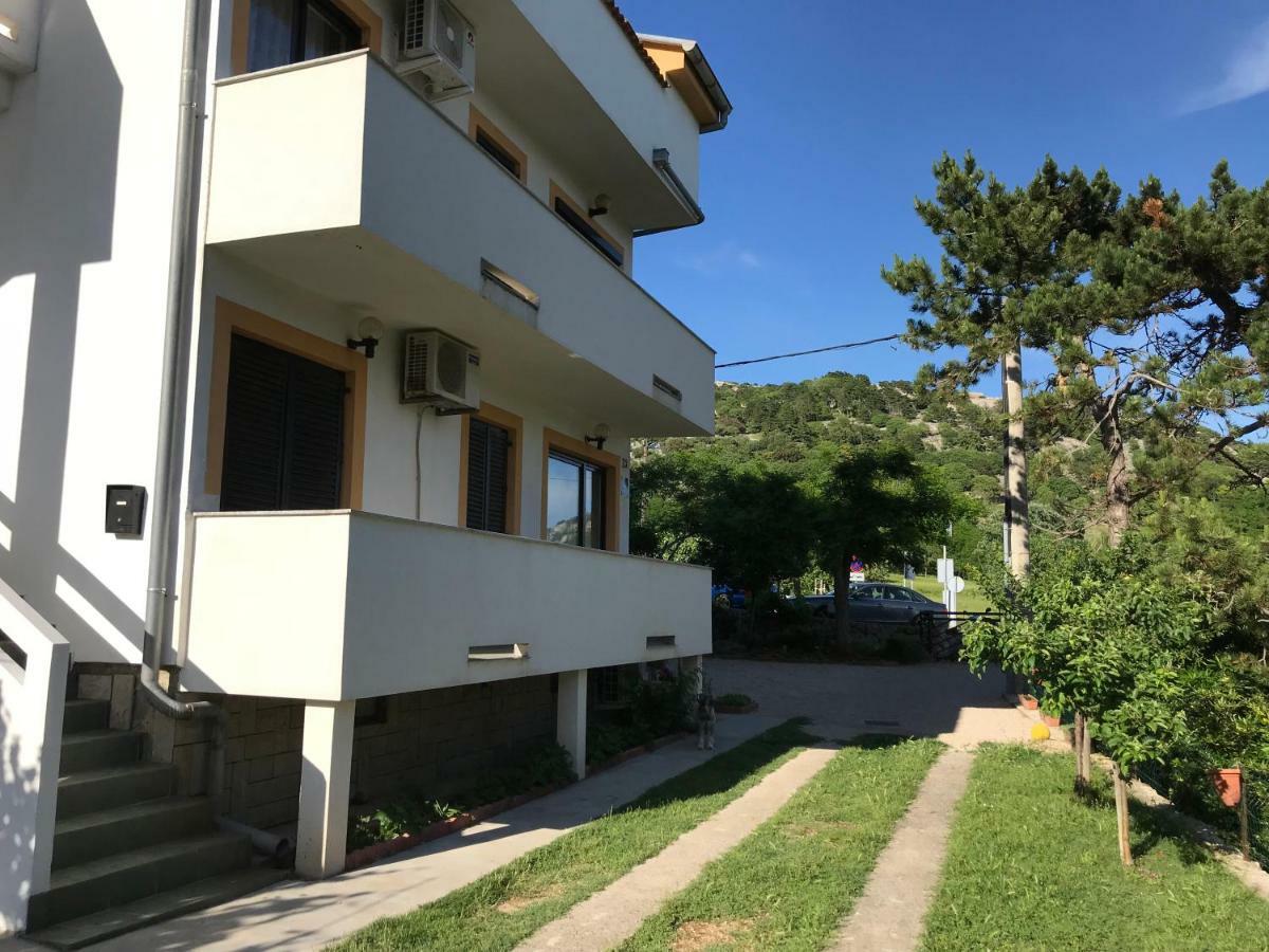 Apartments Lena Башка Экстерьер фото