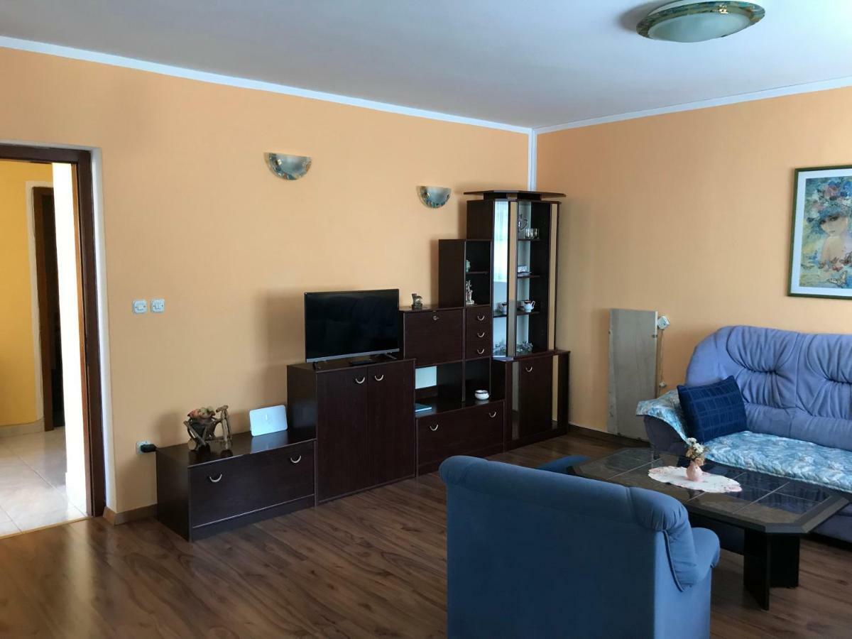 Apartments Lena Башка Экстерьер фото